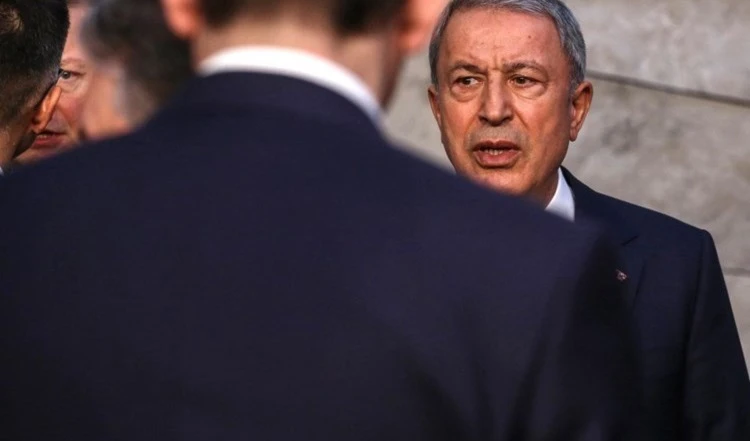El ministro de Defensa turco, Hulusi Akar.