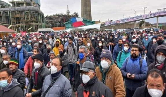 Trabajadores del cobre en Chile anuncian paro nacional.