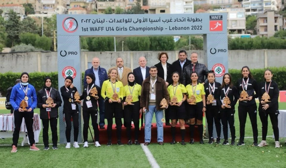 Entrenadora, árbitra y  comentarista, mujeres sirias en el mundo del fútbol.