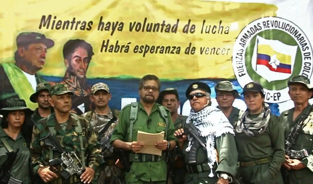 Pide facción disidente de la FARC a nuevo presidente colombiano dialogar para frenar la guerra