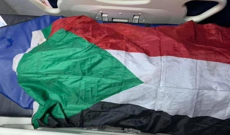 Fuerzas de seguridad de Sudán matan a tiros a manifestante en Jartum.