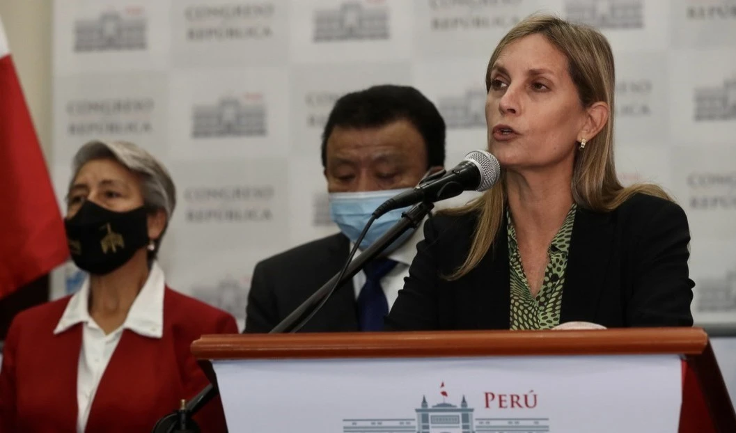 Filtran audio de presidenta de Congreso peruano en el que reconoce plan para derrocar al mandatario Filtran audio de presidenta de Congreso peruano en el que reconoce plan para derrocar al mandatario