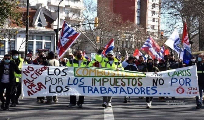 Sindicatos de Uruguay convocaron a paro por mejoras salariales Sindicatos de Uruguay convocaron a paro por mejoras salariales