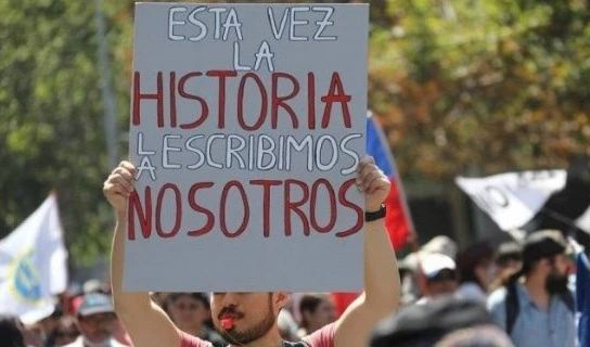 Derechistas adelantan que rechazarán el plebiscito a la nueva Constitución chilena