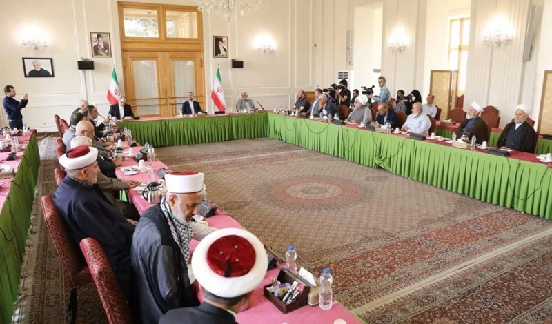 Canciller Irán se reunió con líderes y funcionarios de las resistencias palestina y libanesa.