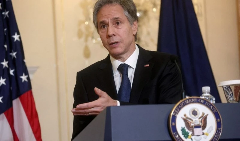 EE.UU. "seguirá los hechos" sobre el asesinato de Shireen Abu Akleh, declara Blinken.