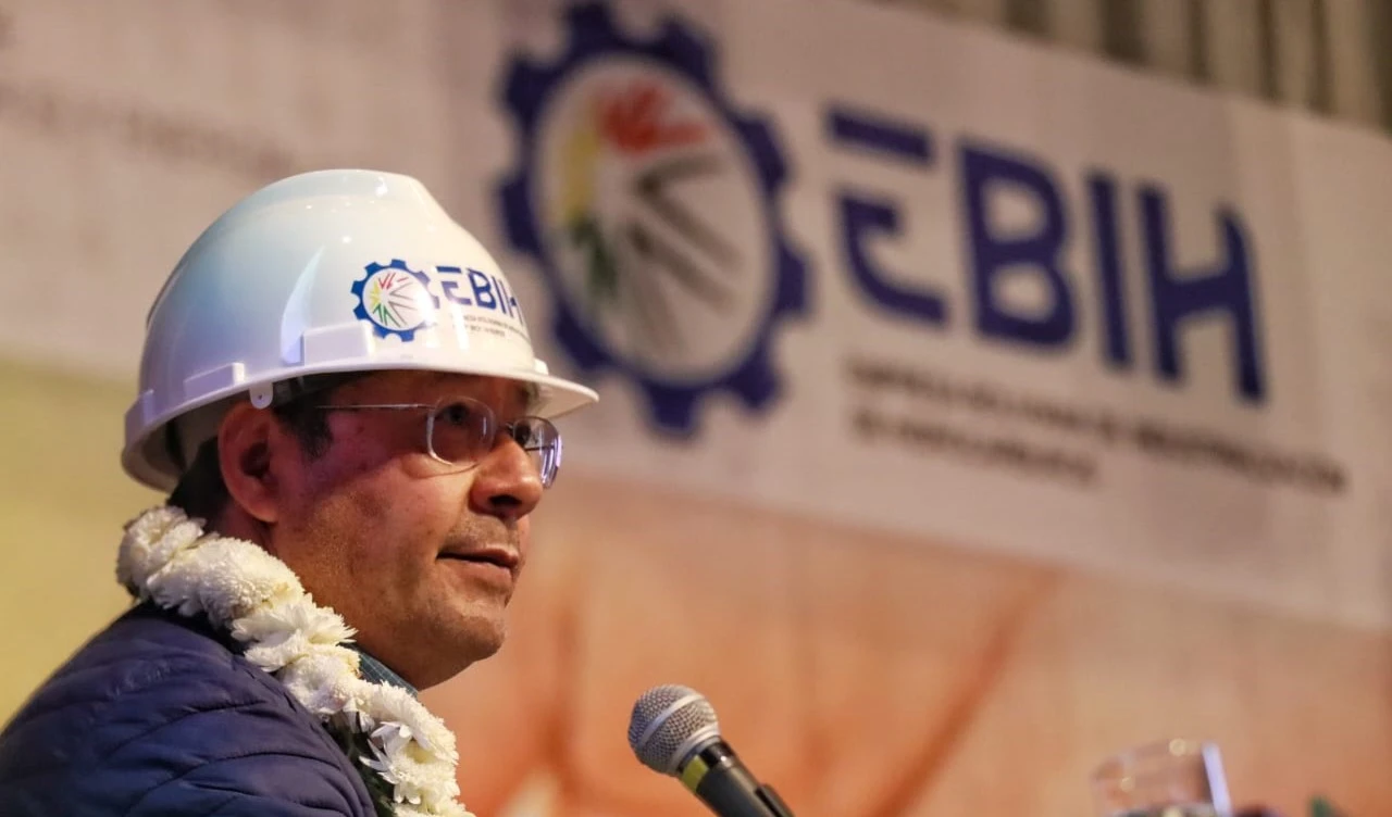 Acuerdan crear fábrica de producción de fertilizantes en Bolivia