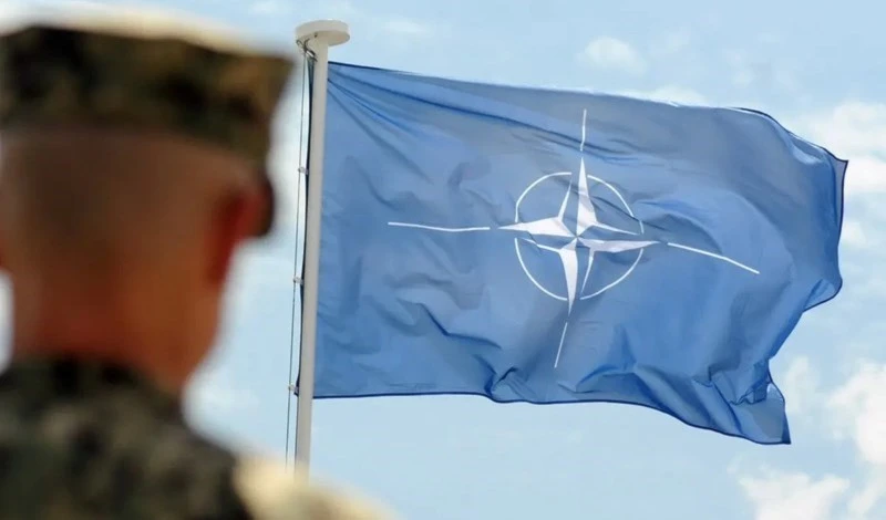 Biden revoca estatus de "principal aliado no perteneciente a la OTAN" de Afganistán.