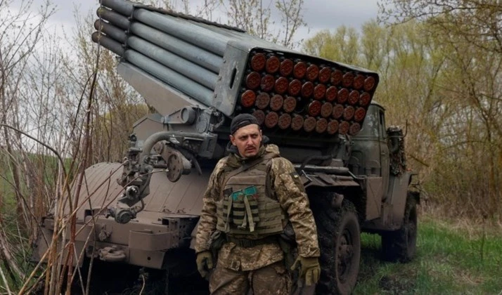 Ucrania vende armas en el mercado negro.