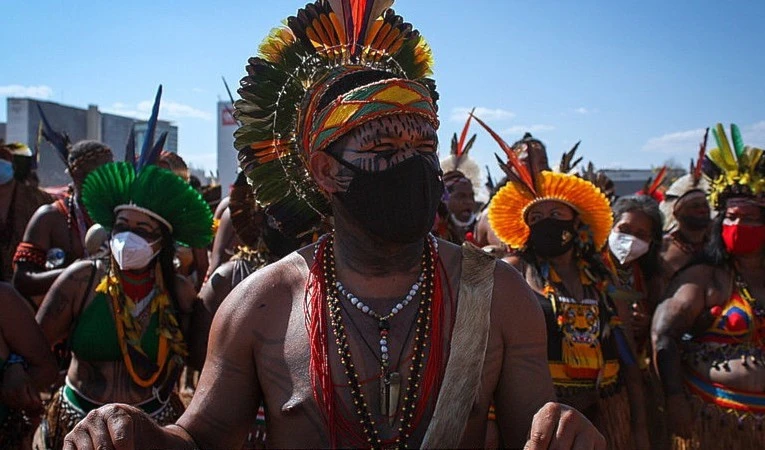 Indígenas brasileños.