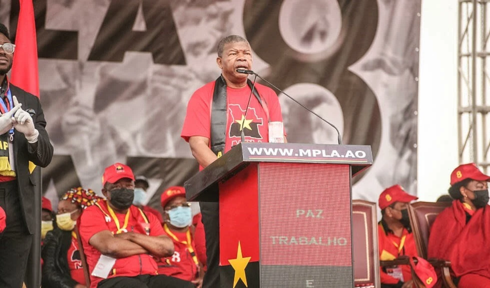 ão Lourenço, en el poder desde 2017, consigue así su segundo mandato de cinco años. ão Lourenço, en el poder desde 2017, consigue así su segundo mandato de cinco años.