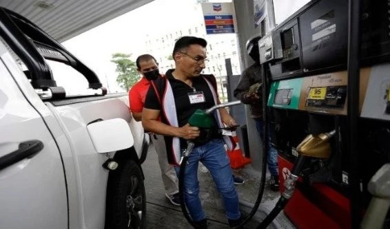 Gobierno de Nicaragua asumirá alza de precios de combustibles