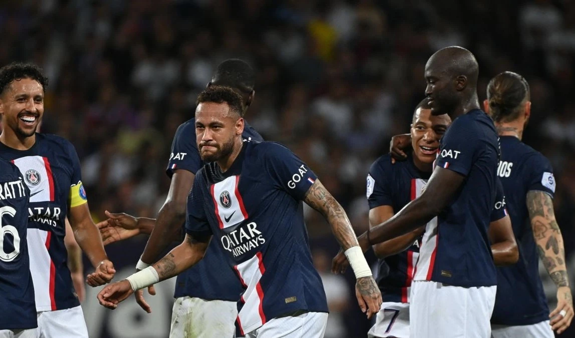 Neymar figura ofensiva en arranque de la Ligue1