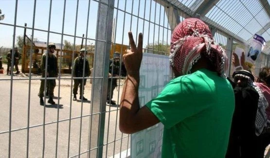 de los 700 detenidos con problemas de salud en las cárceles israelíes, unos 200 padecen enfermedades crónicas y otros 23, cáncer o tumores.