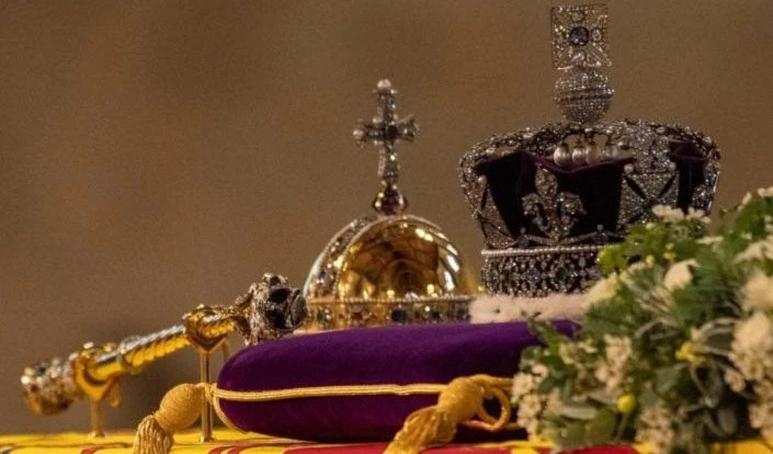 Sudafricanos piden devolución de diamante a la corona británica Sudafricanos piden devolución de diamante a la corona británica