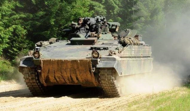 La entrega de ayuda alemana a Ucrania incluía vehículos de combate de infantería Marder.