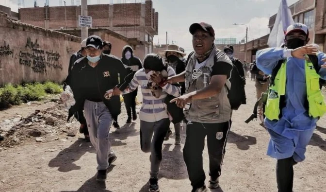 Al menos 14 muertos deja represión en Perú