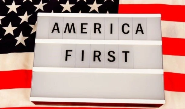Cuidado con los farsantes de política de "Estados Unidos primero" Cuidado con los farsantes de política de "Estados Unidos primero"