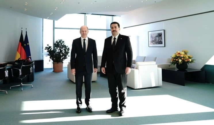 El primer ministro de Irak, Mohamed Shia al Sudani, y el canciller de Alemania, Olaf Scholz, comparecen en Berlín.