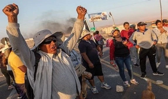 Protestas contra gobierno de Dina Boluarte continúan en Perú Protestas contra gobierno de Dina Boluarte continúan en Perú