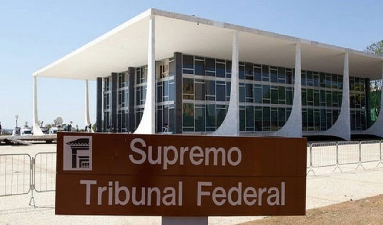 Suspenden indulto concedido por Bolsonaro a militares en Brasil