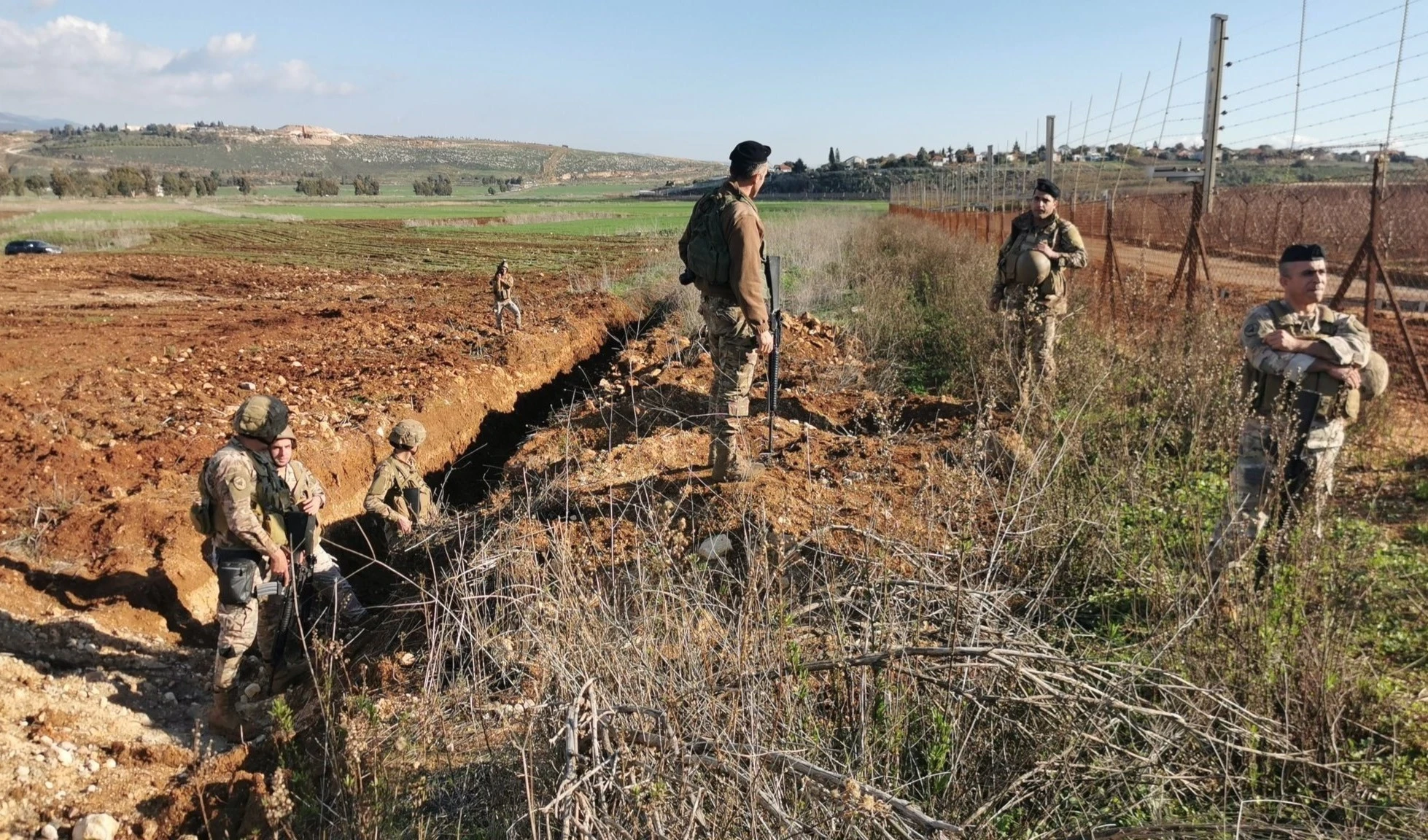 El Ejército libanés en máxima alerta ante nueva provocación del régimen israelí.