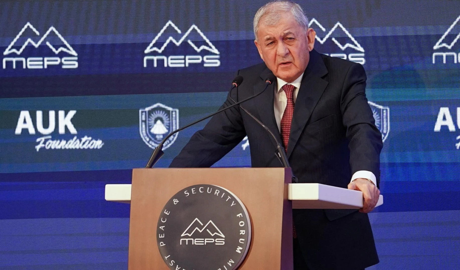 El presidente de Irak, Abd al-Latif Rashid.