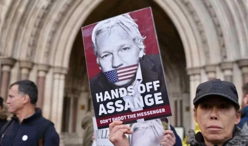 Biden acusado de hipocresía por caso Assange