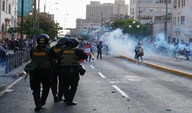 Durante un mes y medio de protestas más de 60 personas y otras mil 500 están heridas por la violencia policial. Durante un mes y medio de protestas más de 60 personas y otras mil 500 están heridas por la violencia policial.