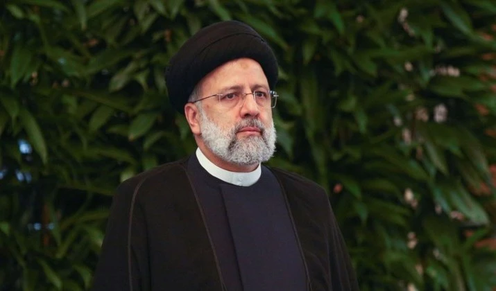 Raisi: relaciones entre Irán y Azerbaiyán se basan en lazos históricos