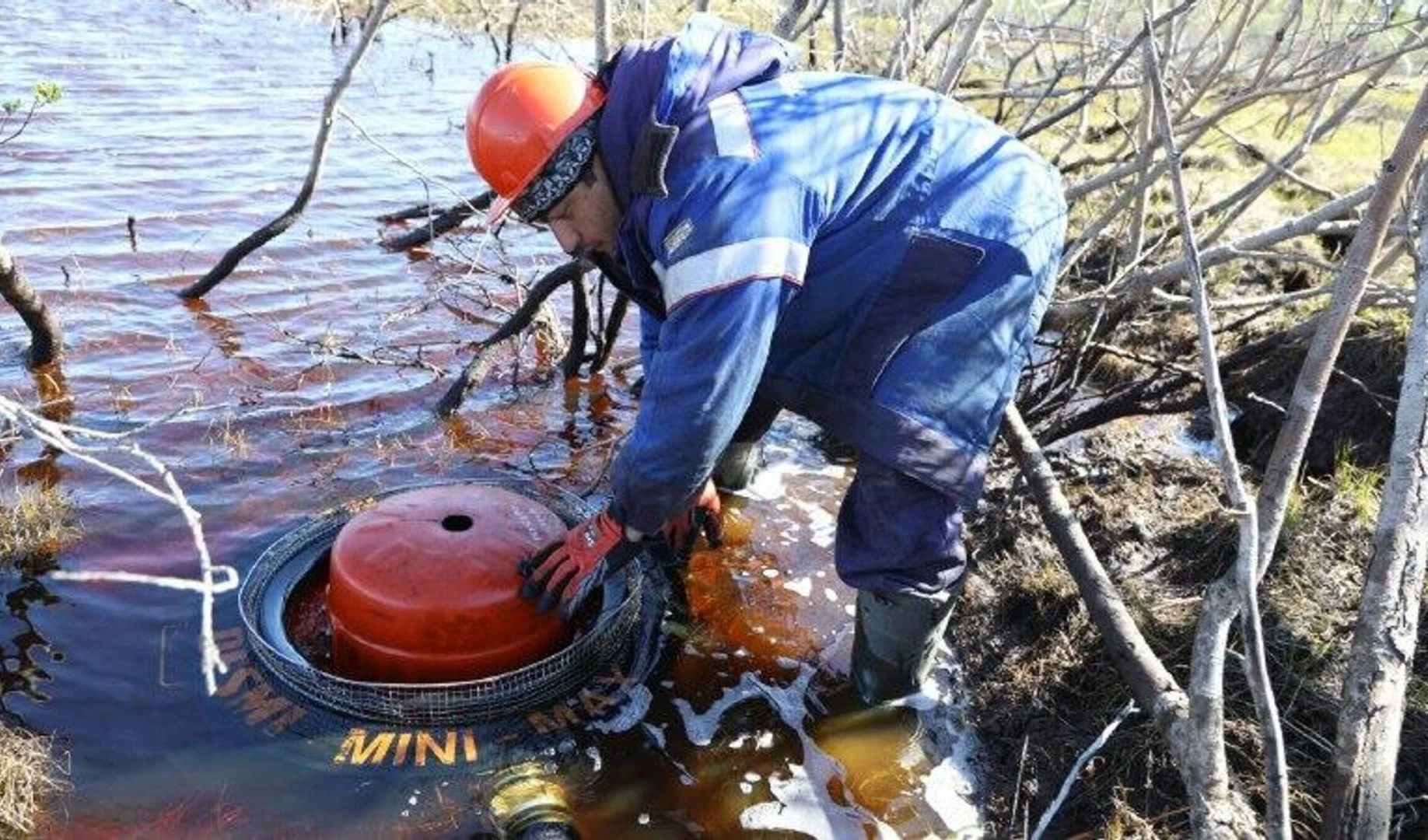 Siberia sufre afectaciones por derrame de 60 metros cúbicos de crudo