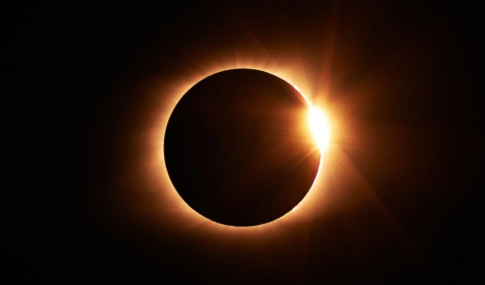 Eclipse solar cruzará varias partes del mundo. Foto: Unsplash.