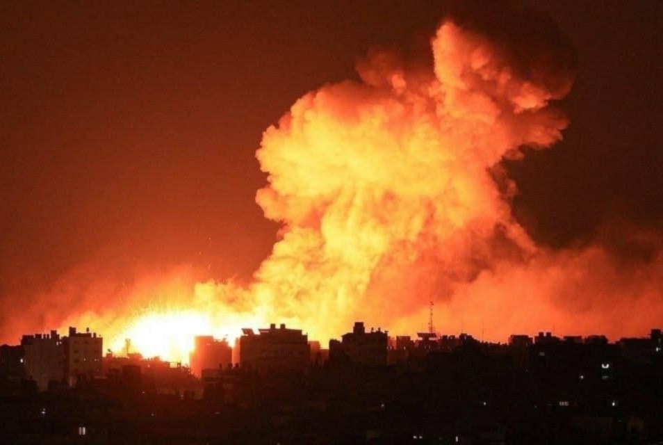 Los constantes bombardeos a la Franja de Gaza obligaron a más de  423 mil palestinos a abandonar sus hogares. 