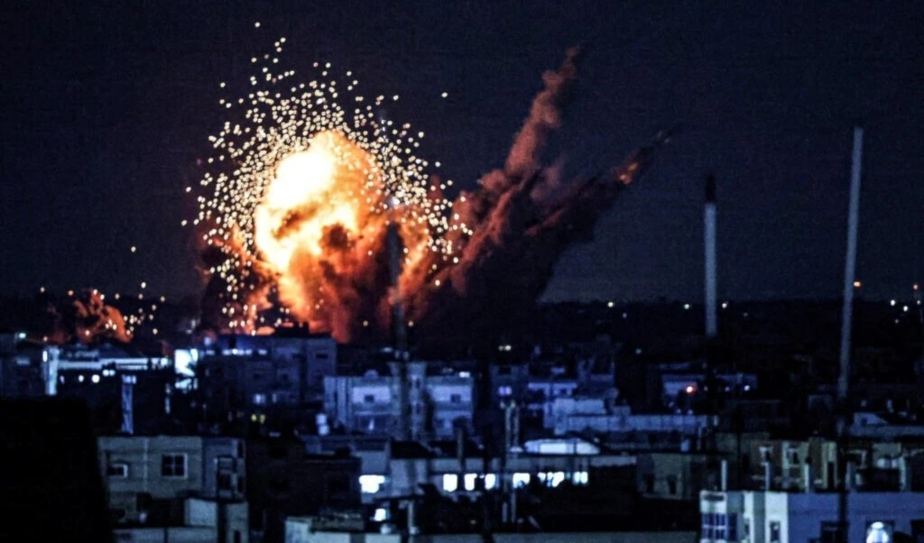 Potentes ataques israelíes sobre la Franja de Gaza.