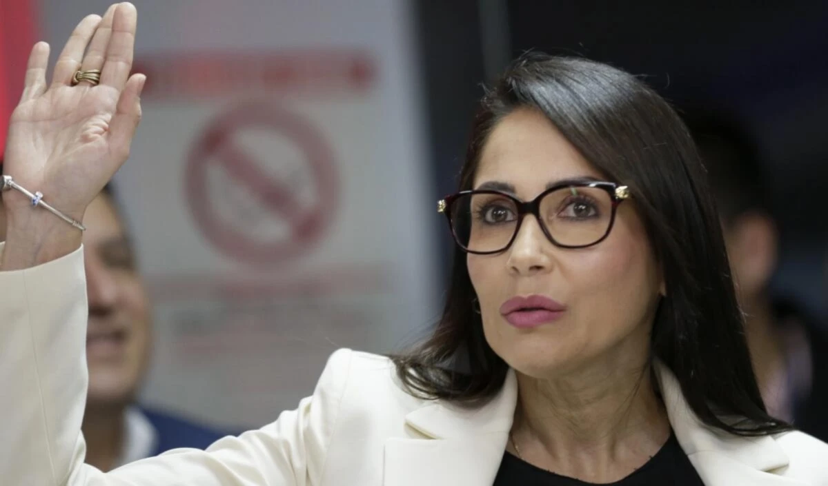 Luisa González reconoce triunfo de Noboa en elecciones en Ecuador