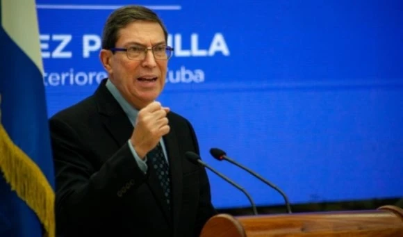 Cuba llama al urgente cese del fuego y a facilitar de inmediato la entrada de ayuda humanitaria a Gaza, declaró el canciller cubano.