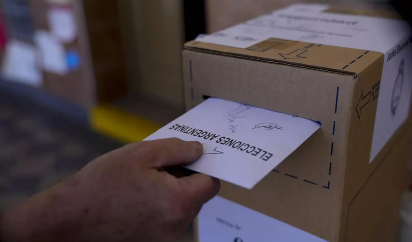 Comienza veda electoral en Argentina. Foto:AP.