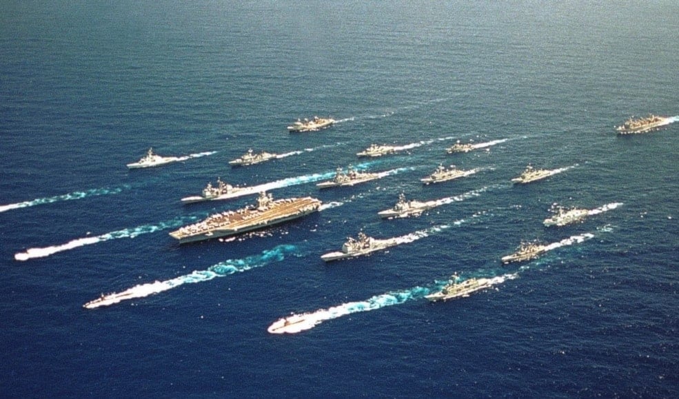 Movimiento naval estadounidense en Medio Oriente.