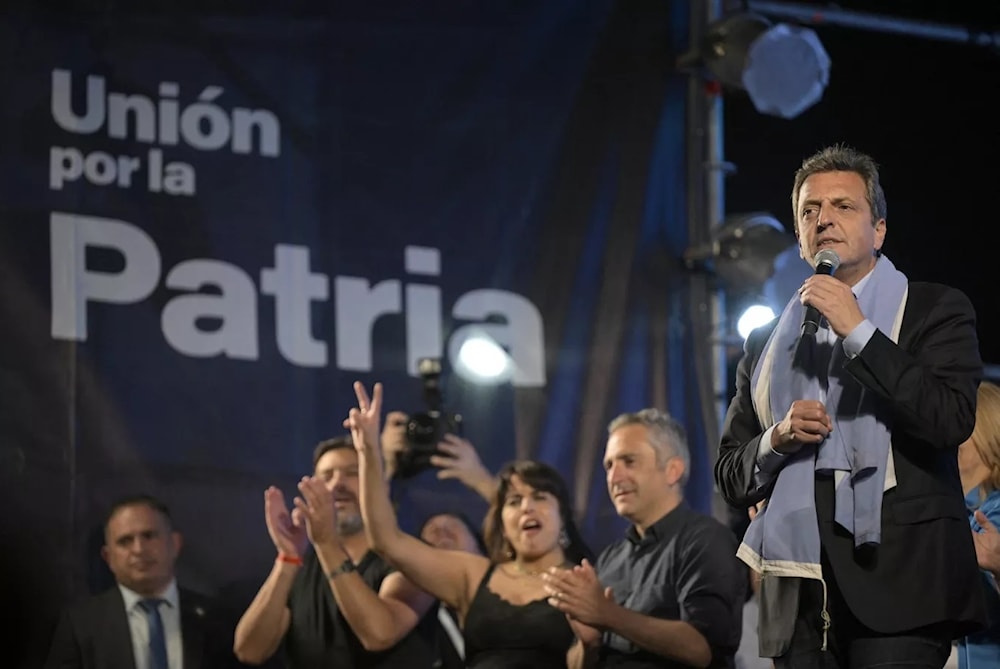 Sergio Massa y Javier Milei ponen en marcha campaña para balotaje. Foto: AFP. 