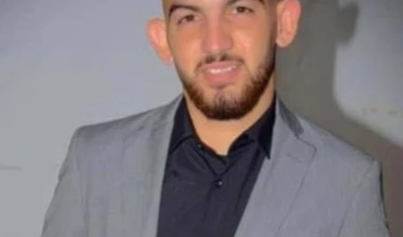 Arafat Yasser Hamdan, de 25 años, murió tres días después de ingresar a la prisión de Ofer.