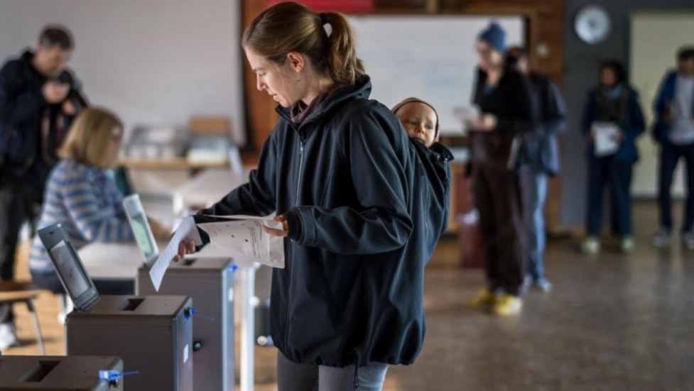 Partido ultraderechista gana elecciones parlamentarias en Suiza. Foto: AFP. 