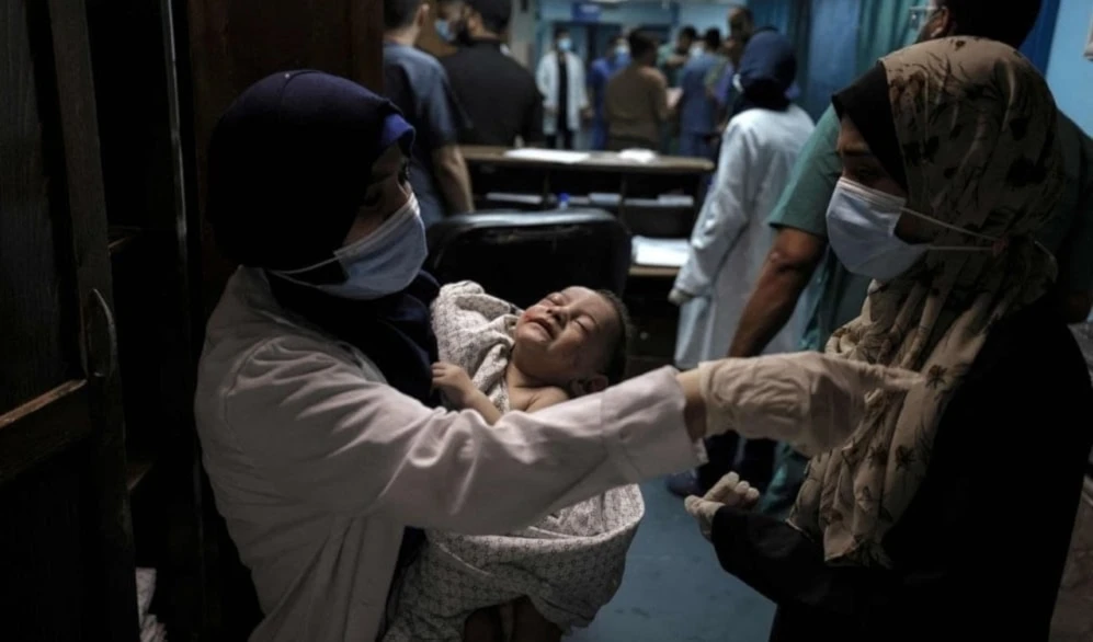 El ministerio de Salud en Gaza pidió intervenciones urgentes para poder atender a los miles de heridos y enfermos que colman los hospitales.