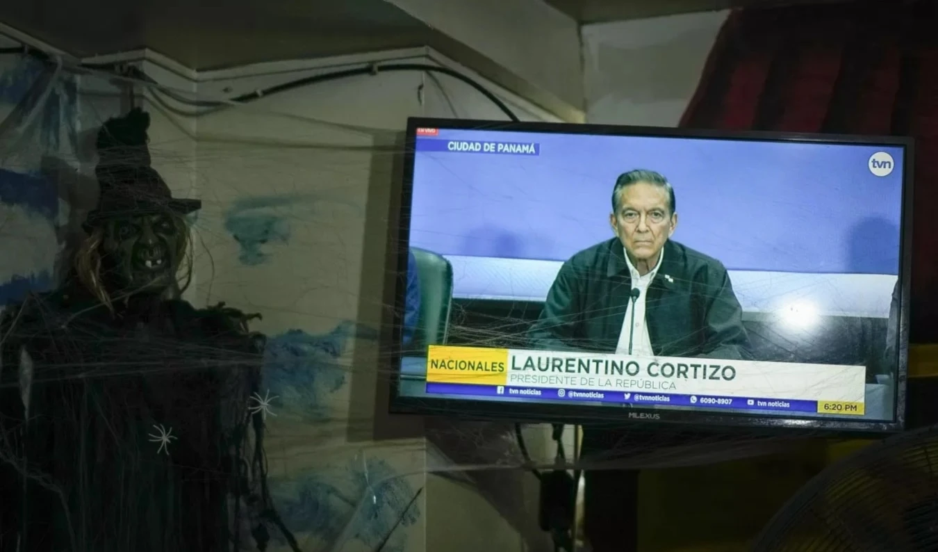 Presidente de Panamá detiene concesiones mineras tras protestas. Foto: AP.