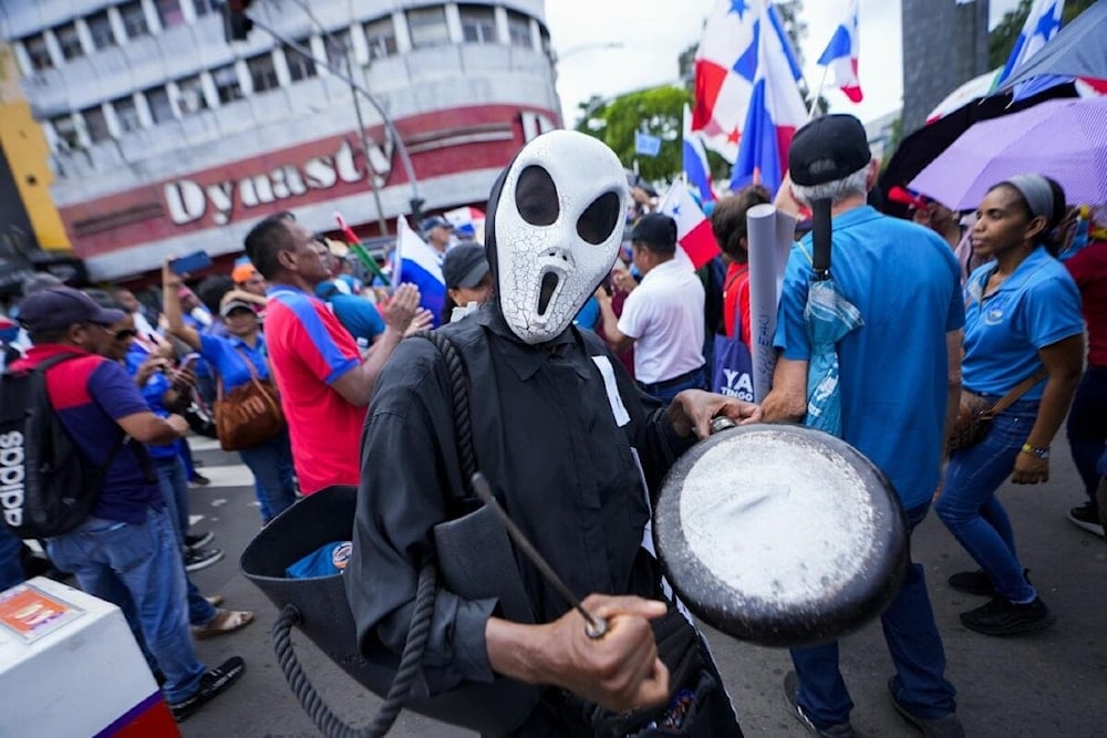 Reportan enfrentamientos entre manifestantes y la Policía de Panamá 