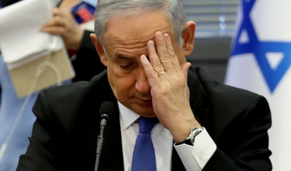 De acuerdo con la prensa sionista, Benjamín Netanyahu fracasó por completo en diagnosticar el peligro al que condujo a “Israel” cuando estableció sus políticas agresivas. De acuerdo con la prensa sionista, Benjamín Netanyahu fracasó por completo en diagnosticar el peligro al que condujo a “Israel” cuando estableció sus políticas agresivas.