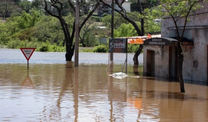 Más de dos mil 500 desplazados por inundaciones en Uruguay Más de dos mil 500 desplazados por inundaciones en Uruguay