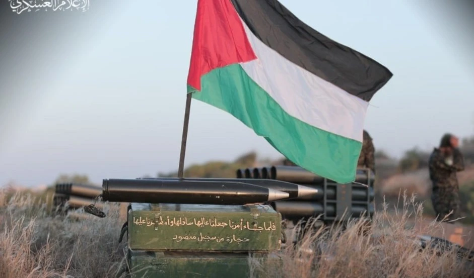 Las Brigadas Mártires de Al-Aqsa atacaron con misiles las concentraciones militares de la ocupación en el emplazamiento militar de Kissufim.