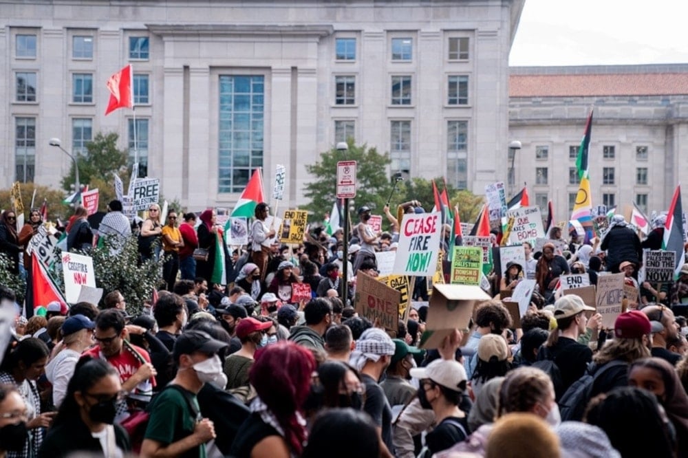 Manifestación en Washington denuncia comportamiento de la administración Biden en Gaza.