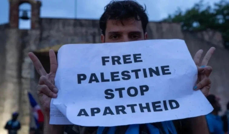 Intelectuales árabes piden a homólogos occidentales apoyar a Palestina. Intelectuales árabes piden a homólogos occidentales apoyar a Palestina.