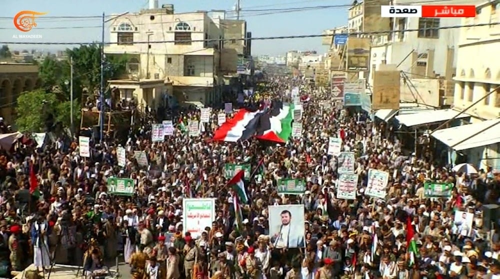 Marcha de solidaridad con el pueblo gazatí en la localidad yemenita de Saada.